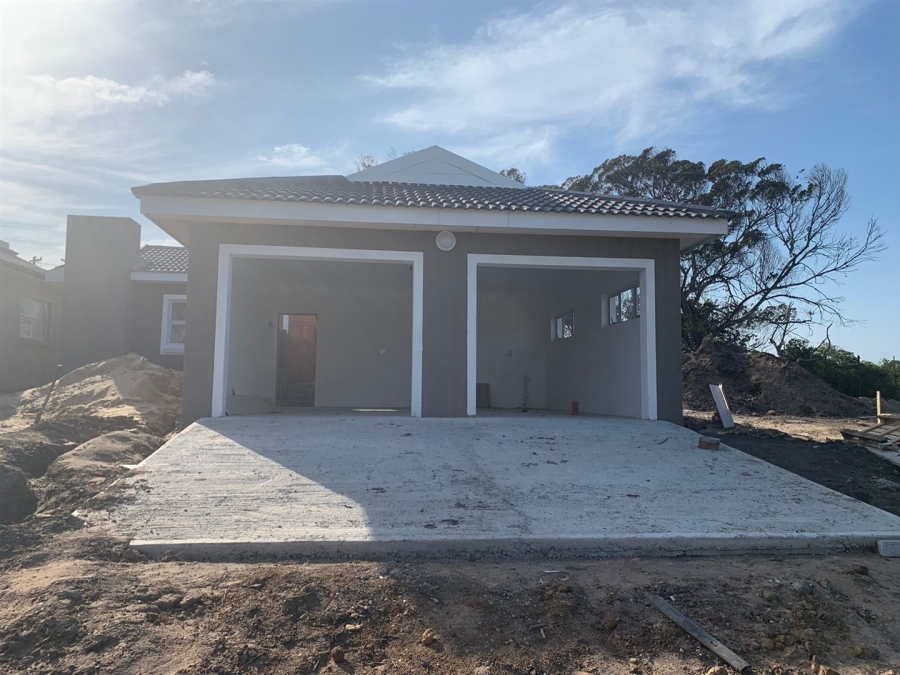 3 Bedroom Property for Sale in Kidds Beach Eastern Cape